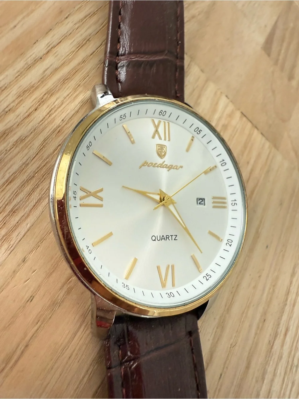 Poedagar men’s gold tone brown leather fashion watch NEW BATTERY